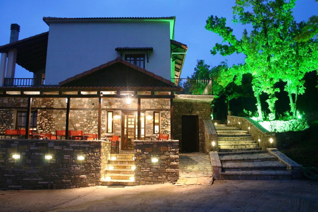 Evilion Traditional Inn Plakoton Ngoại thất bức ảnh