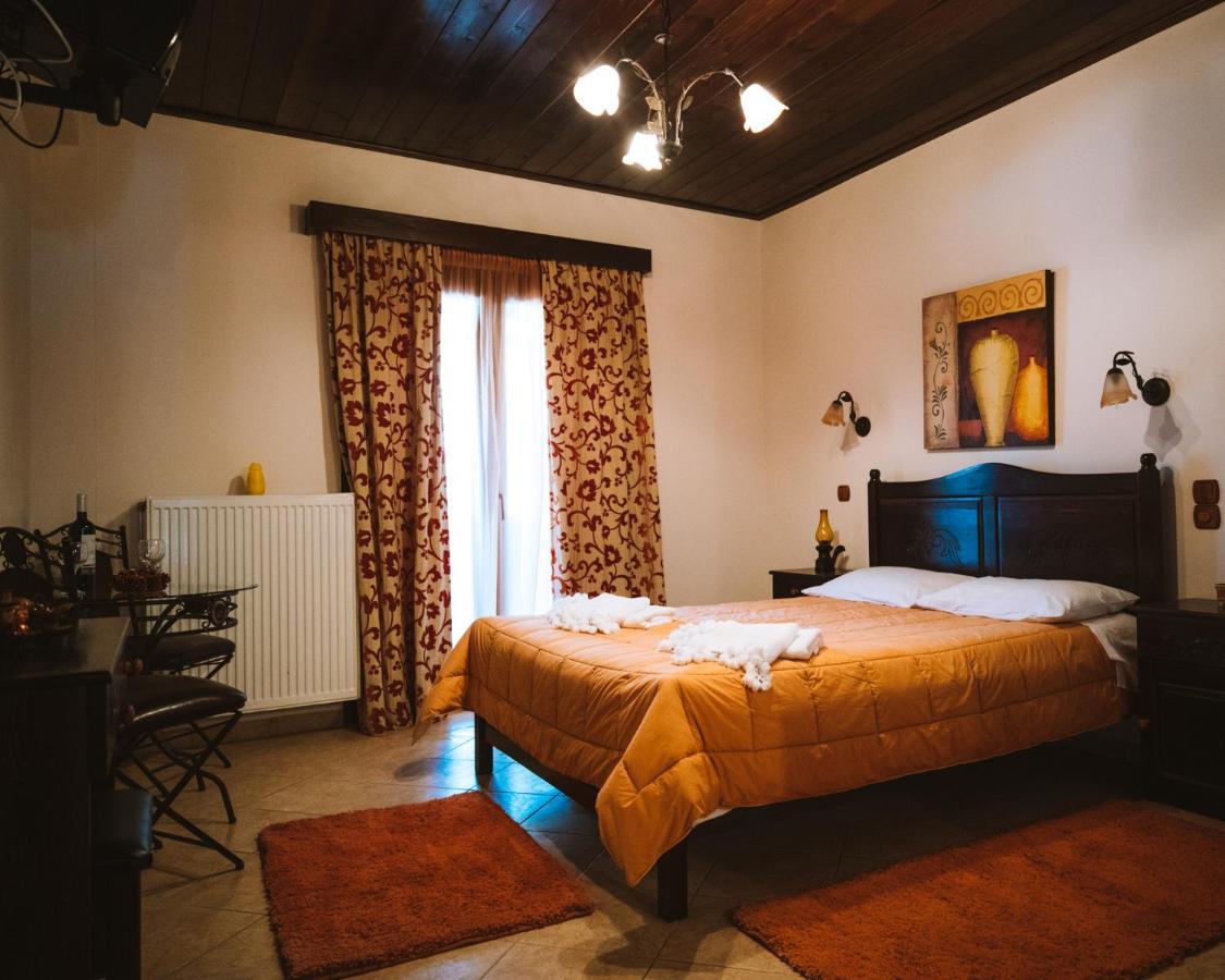Evilion Traditional Inn Plakoton Ngoại thất bức ảnh